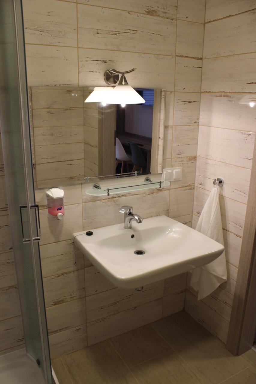 Hotel Pod Strzecha Κίελτσε Εξωτερικό φωτογραφία
